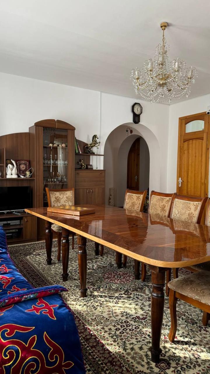 Дом 14 Bed & Breakfast Osh Dış mekan fotoğraf